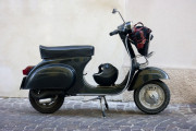 Retro scooter - Huren.nl - 2