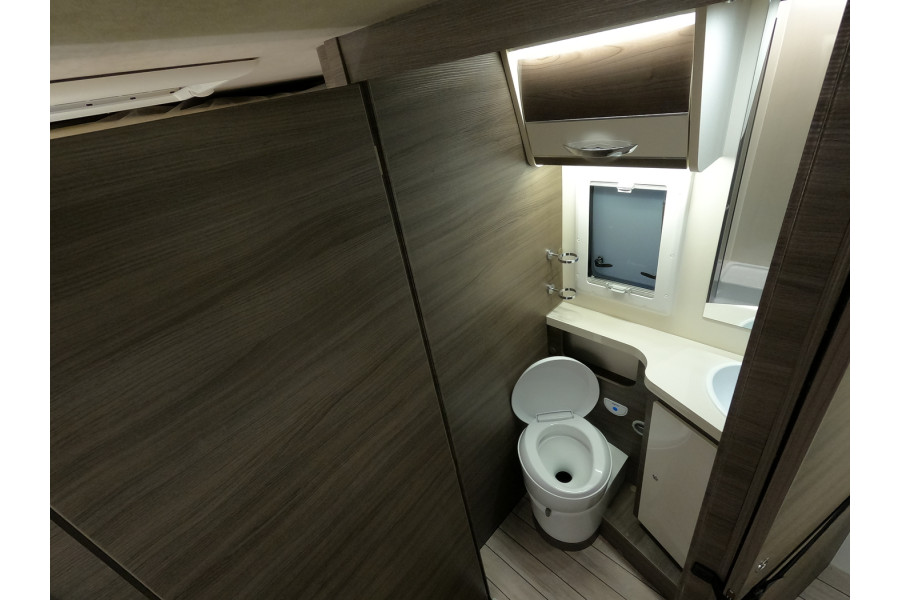 McLouis Carat 479 - Camperverhuur aan de Vecht - 8