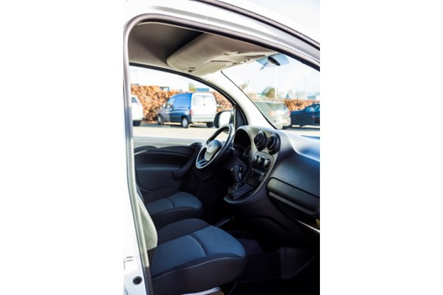 Bestelauto - Autopallas Autoverhuur - 4