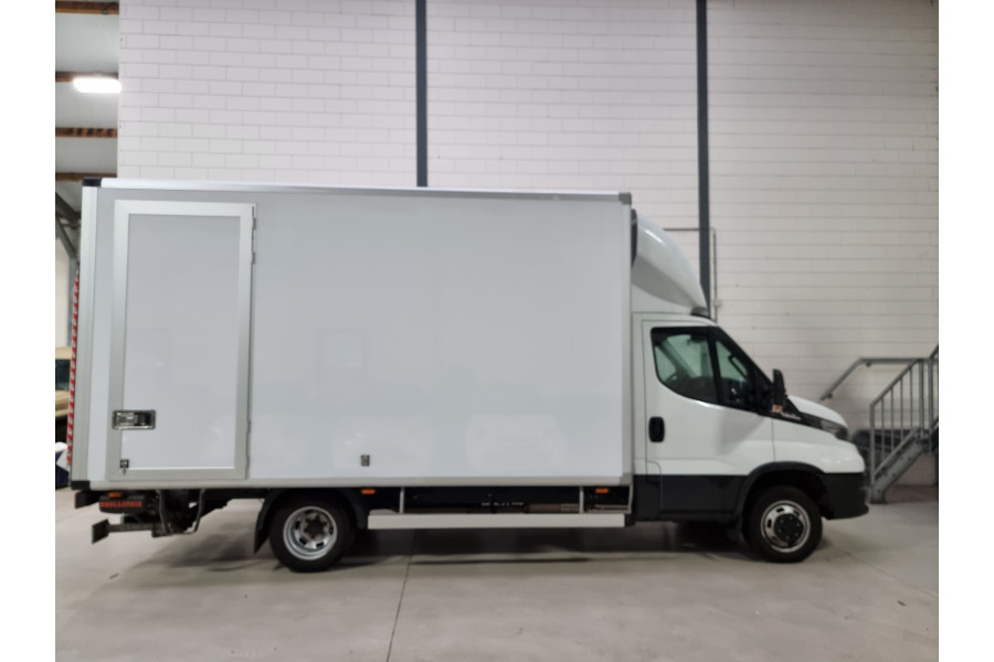 Bakwagen met laadklep - J. van Heeswijk auto's - 1