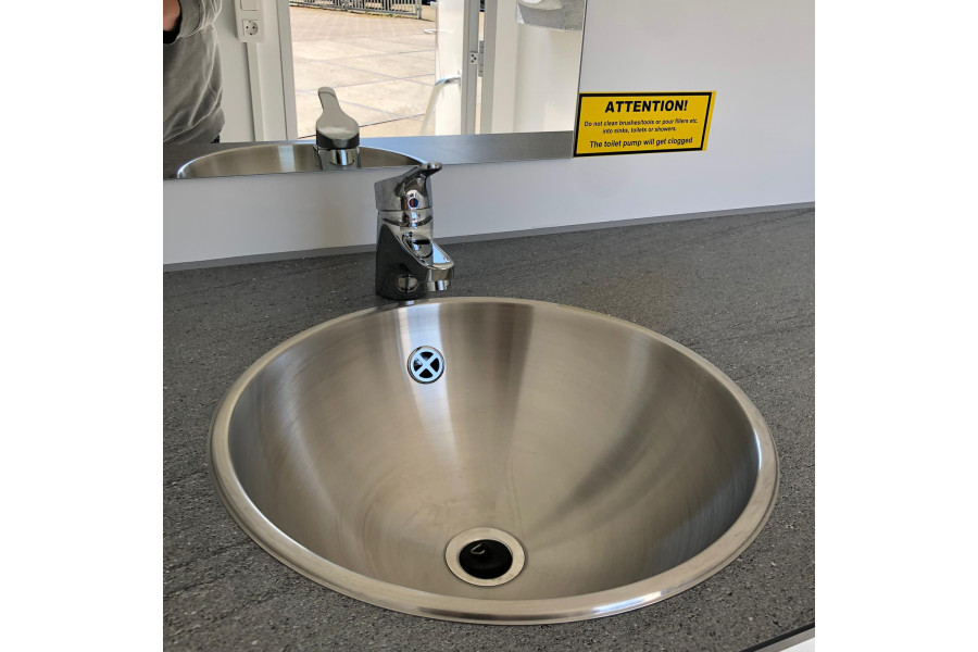 Mobiele badkamer - Party Service Mierop - 4