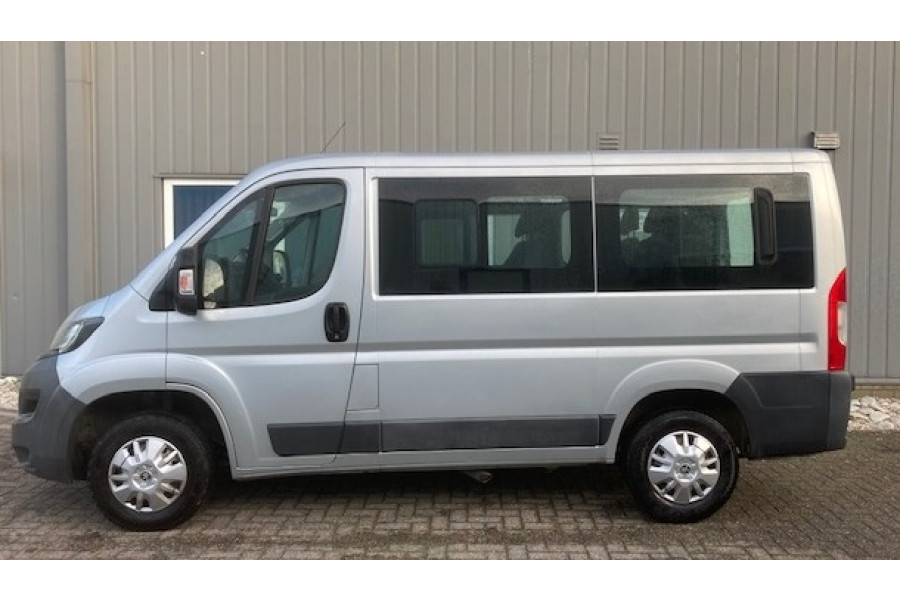 9 persoonsbus - Bmobility.nl - 1