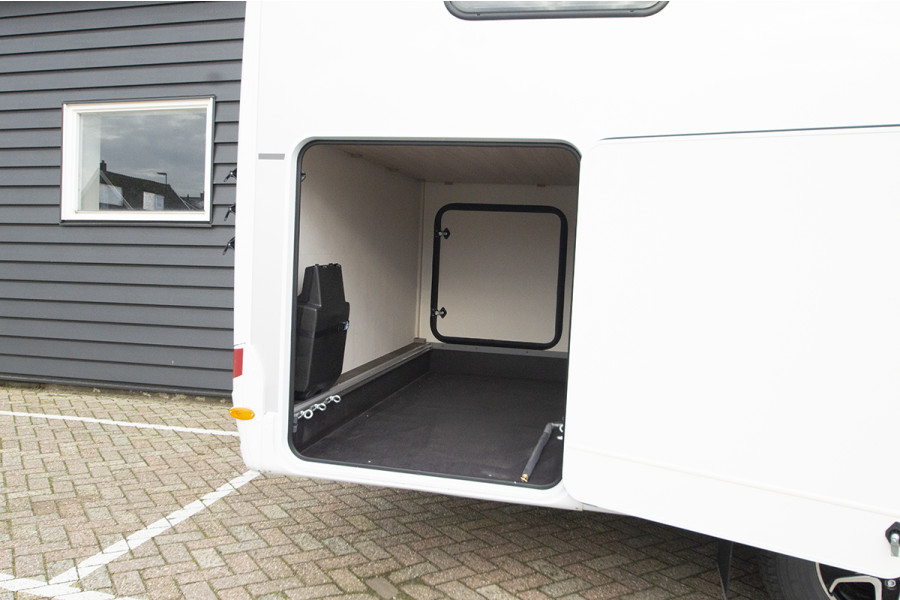 Camper 4 persoons - Campers & Cars - 9