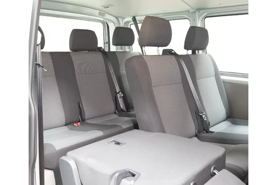 9-personenbus | Volkswagen - Van 't Hart Autoverhuur - 4
