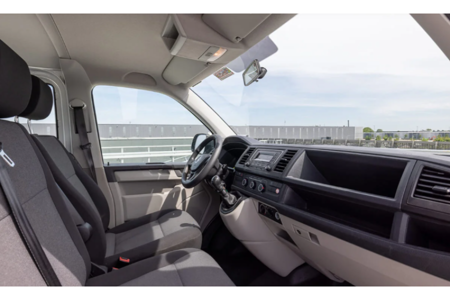 Personenbus | 6 persoons - Van 't Hart Autoverhuur - 2