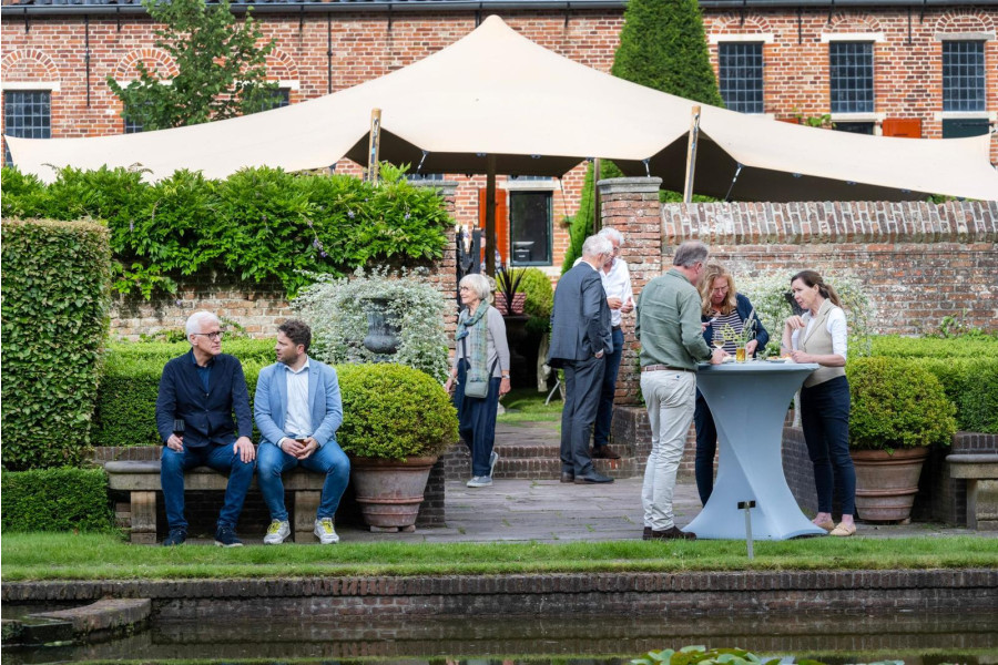 Stretchtent 7,5 x 10 m - Tentopia - 1