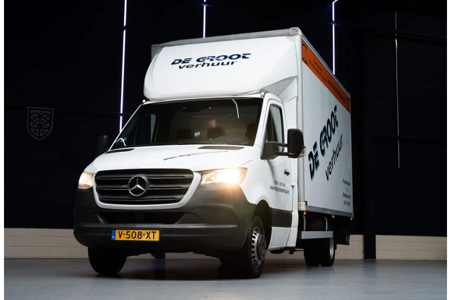 Bakwagen + Laadklep - De Groot Verhuur - 1