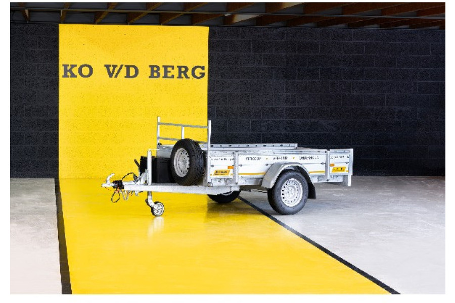 Bakwagen enkelas geremd - Ko v/d Berg - 1