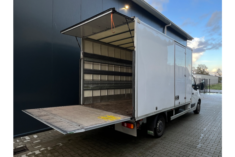 Bakwagen met laadklep - Hawk's Handel & Verhuur - 2