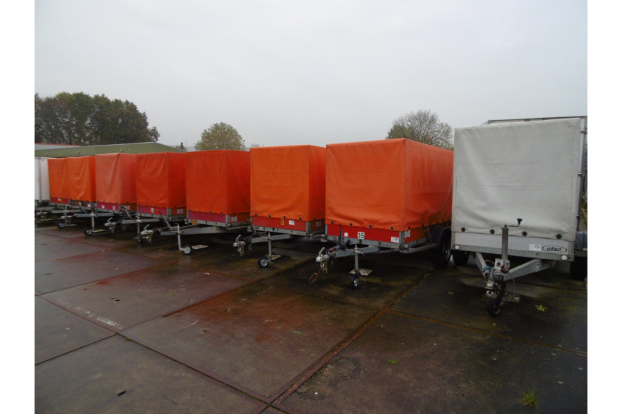 Gesloten aanhanger | Enkelas huif 2,5 meter - Aanhangwagenbedrijf van de Burgwal B.V. - 3