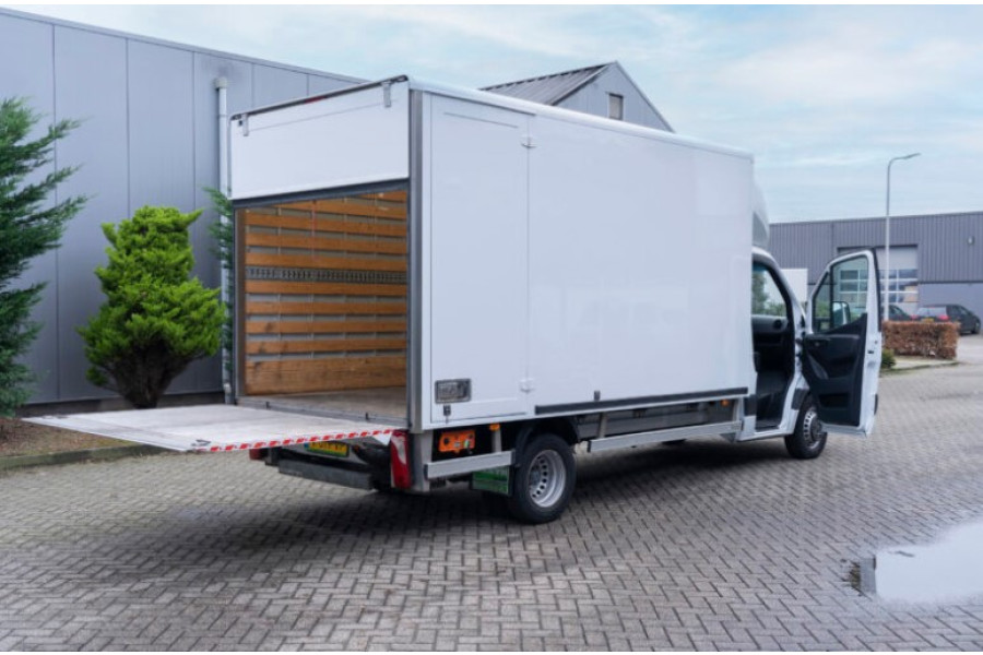 Bakwagen met laadklep | 20m3 - ffbusjehuren.nl - 2