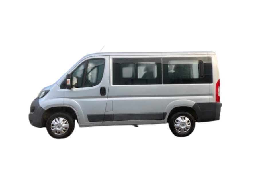 9 persoonsbus - Bmobility.nl - 1