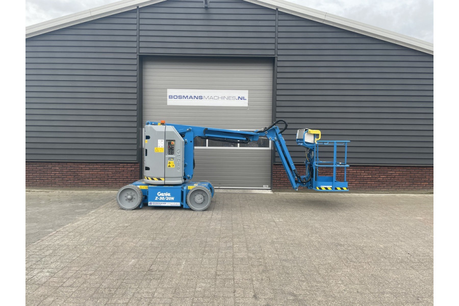 Knik- telescoophoogwerker elektrisch | 11m - Bosmans Machines B.V. verhuur - verkoop - 1