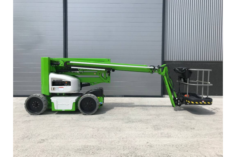 Knikarmtelescoophoogwerker 15,7m - Van Adrighem - 4