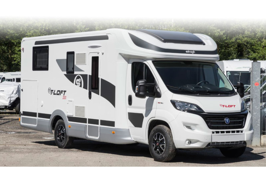 Luxe automatische half-integraal camper - buitenkant