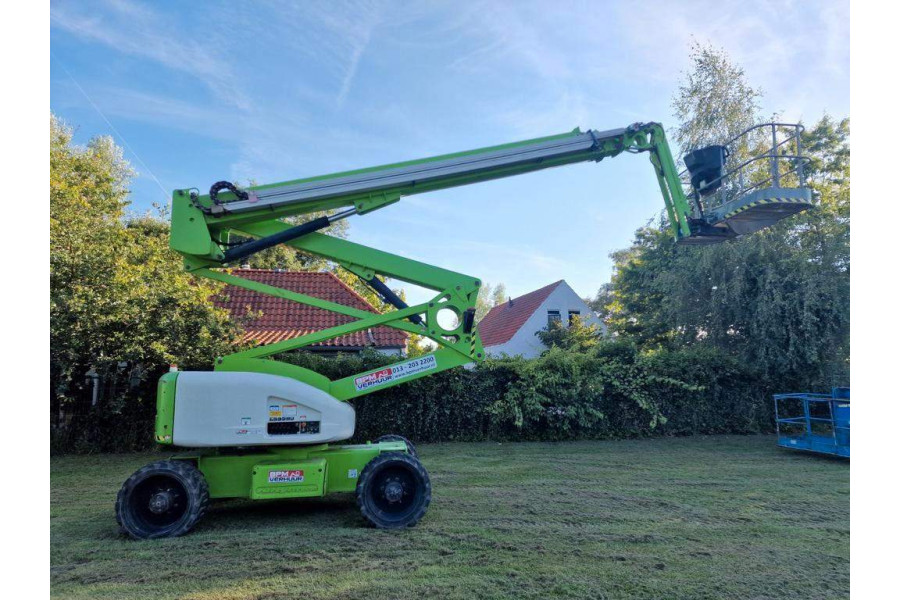 28m | Knikarmhoogwerker - BPM Verhuur - 2