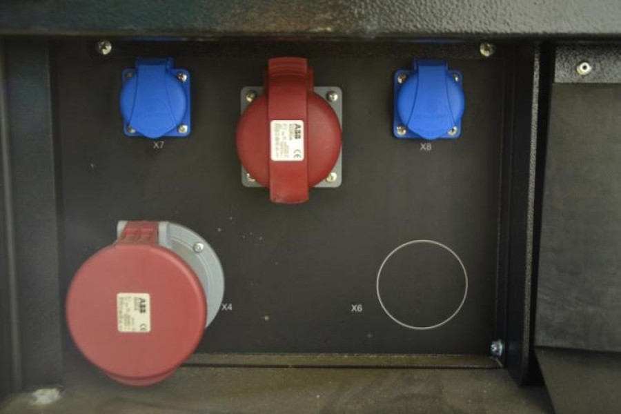 Diesel aggregaat | 44 kVa - Dekker Verhuur - 1