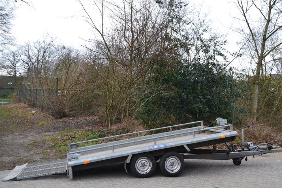 Machinetransporter 3000 kg - Dekker Verhuur - 1
