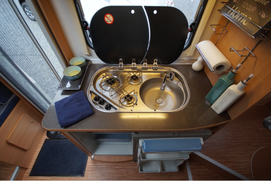 Half-integraal camper - Ikwileencamperhuren.com - 1