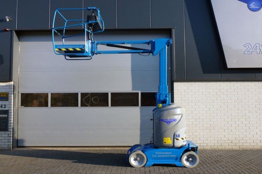 Verticaalhoogwerker  | 10 m - Jekuntmijhuren.nl - 1