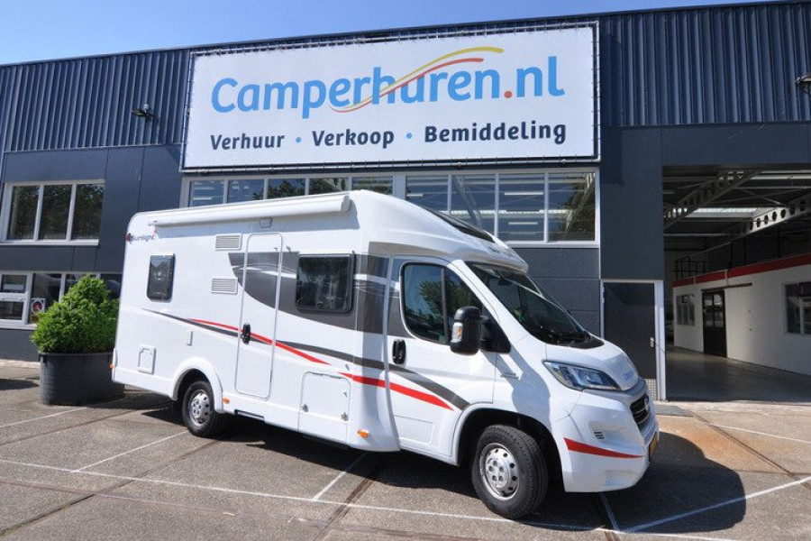 Half-integraal camper - Camperhuren.nl - 1