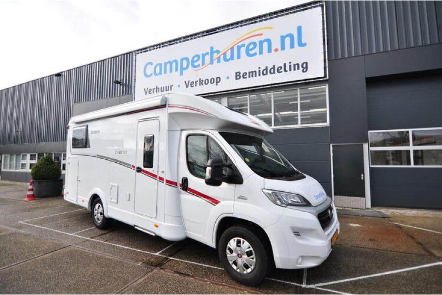 Half-integraal camper - Camperhuren.nl - 1