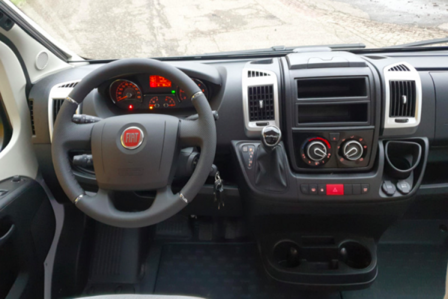 Buscamper | Burstner Campeo - Veneboer Caravans - 1