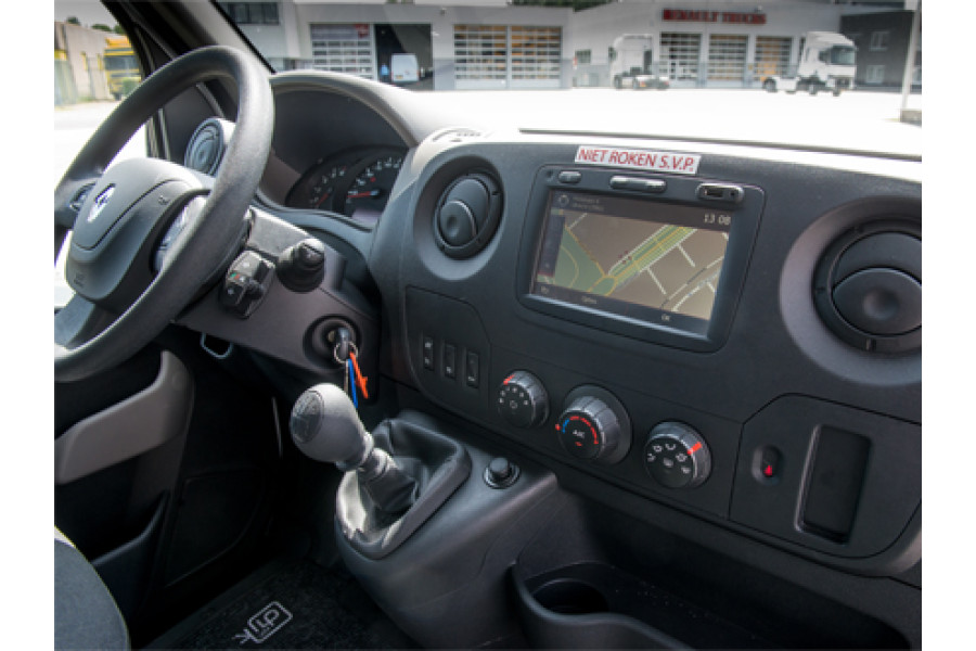 Renault master met laadbak en laadlift - AvaRent - 4