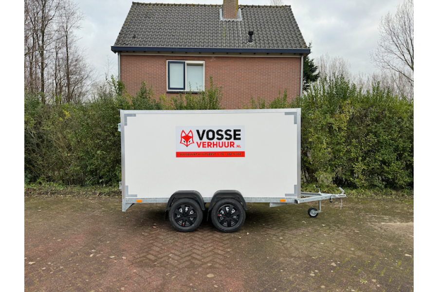 Gesloten aanhanger dubbelasser 3,0x1,3x1,5 meter  - Vosse verhuur - 1