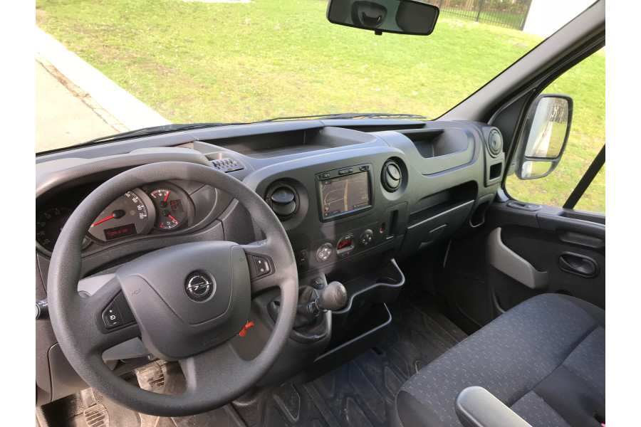 Bakwagen met laadklep - Blankert Autoverhuur - 3