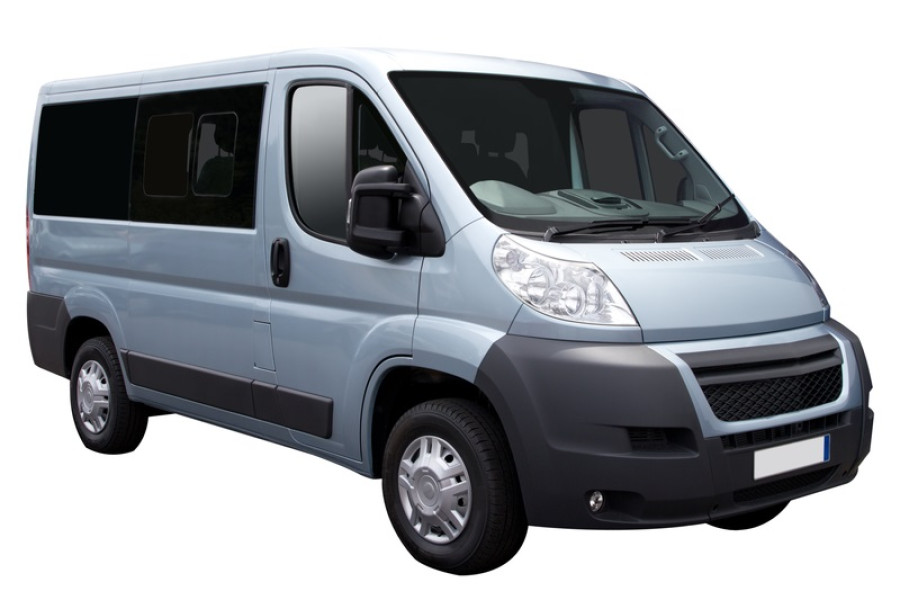 Personenbus 9 personen - Rongen Verhuur - 1