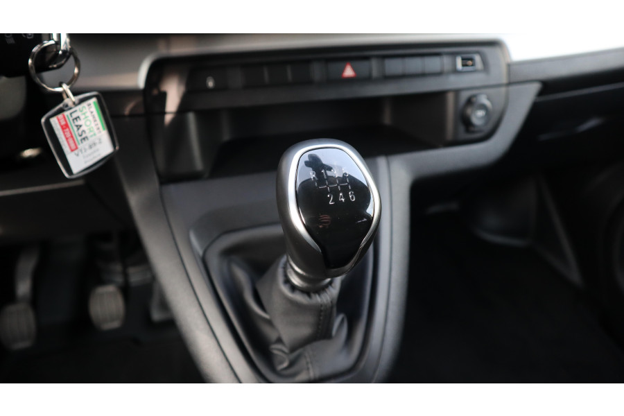 Personenbus 6 persoons - Blankert Autoverhuur - 9