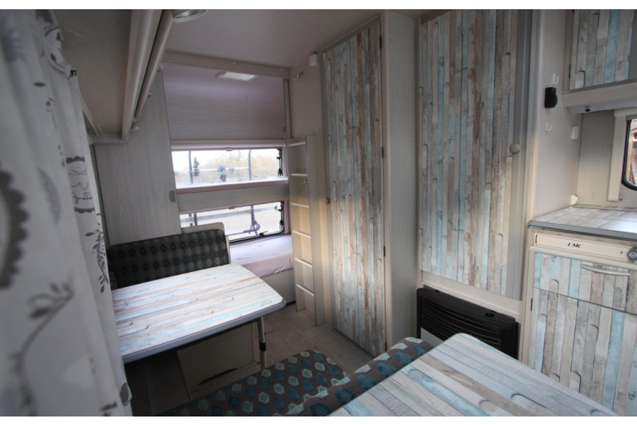 Caravan Lmc Luxus design 490 TK - Brabant Caravans - 4