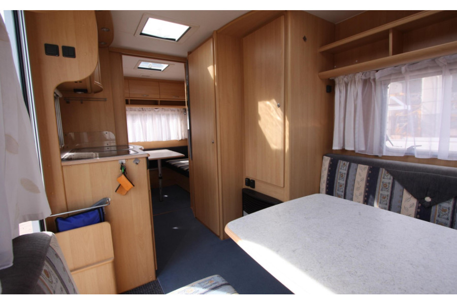 Camper Dethleffs Globetrotter 7 persoons - Brabant Caravans - 3