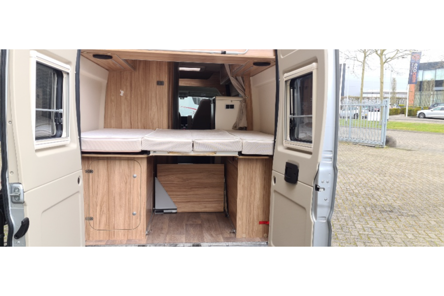 Hymer Grand Canyon (automaat) - Dutch Bull Campers - 4
