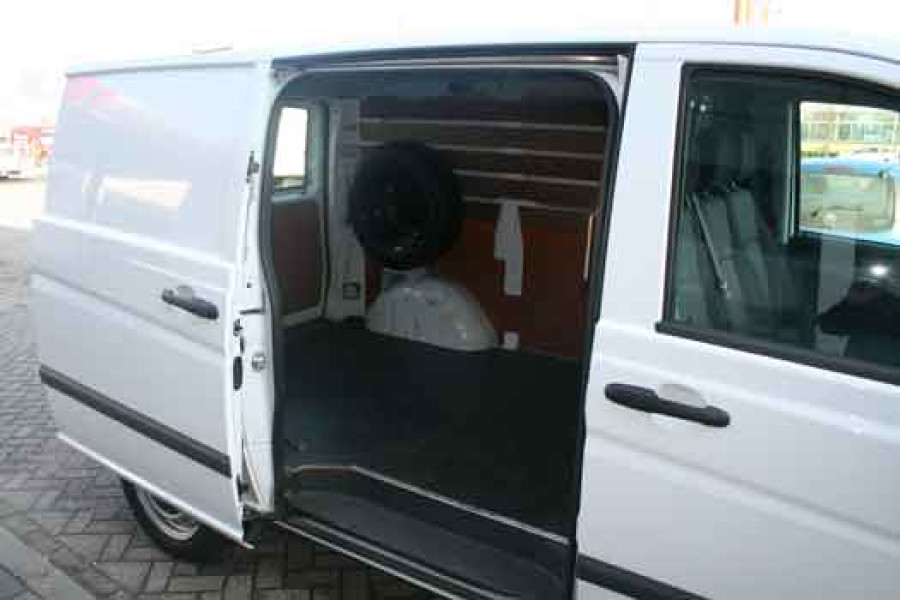 Mercedes Vito - Adriaanse Autoverhuur - 4