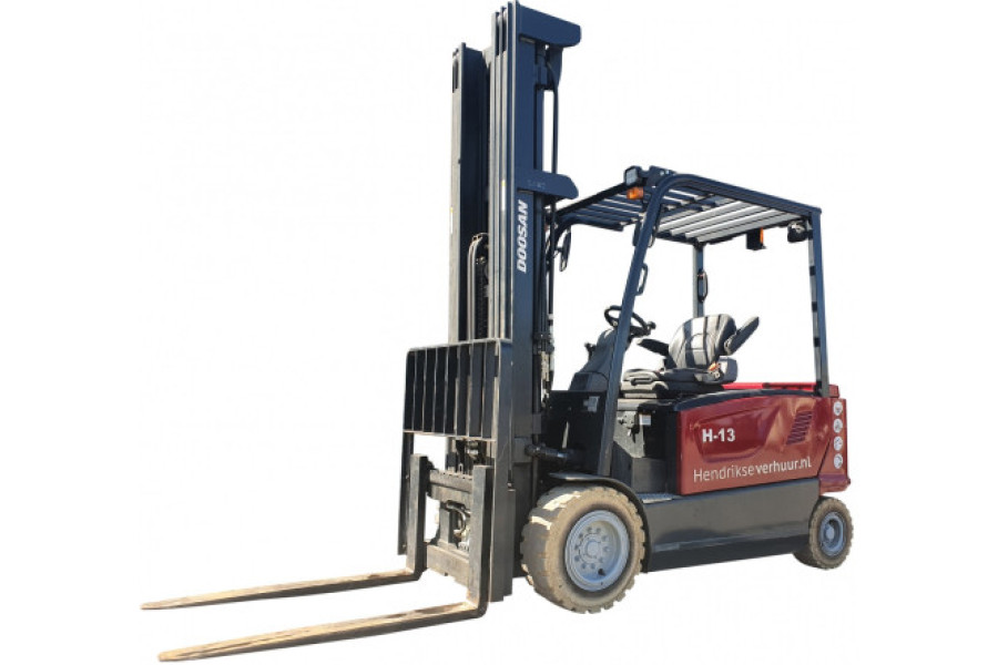 3500kg | LPG vorkheftruck - Hendrikse Verhuur BV - 2