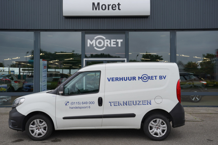 Bestelauto - Automobielbedrijf Moret - 1