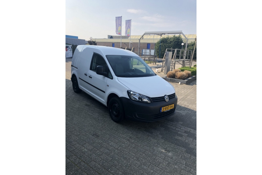 Volkswagen Caddy met trekhaak - Goedkoopbusverhuur.nl - 1