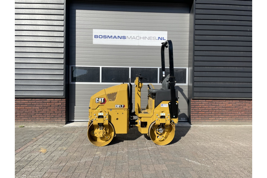 Caterpillar wals - Bosmans Machines B.V. verhuur - verkoop - 1